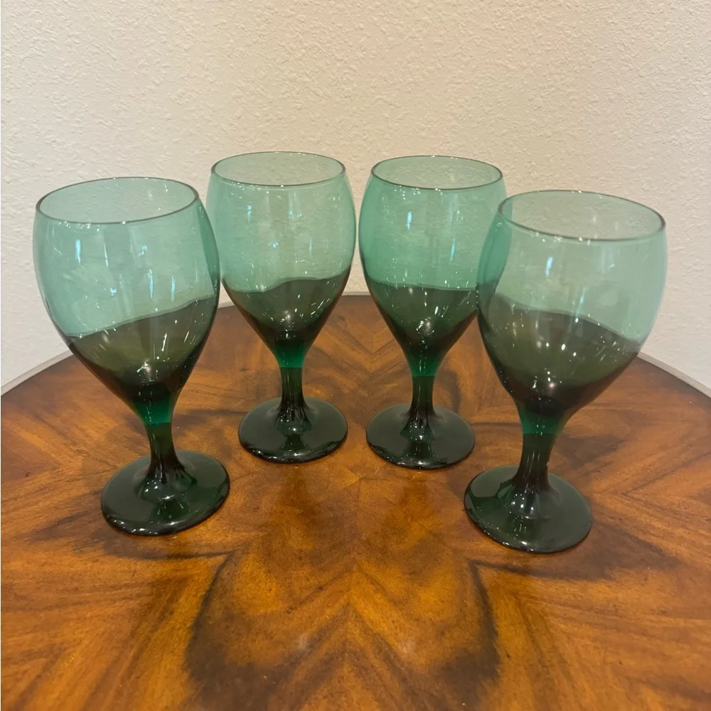 4 Vintage Libbey Juniper 12 Ounce Wine Glasses - Picture 1 of 6